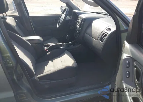 2007 Ford Escape Xls/Xls Manual z USA, uszkodzony, nr VIN 1FMCU02Z87KA99318